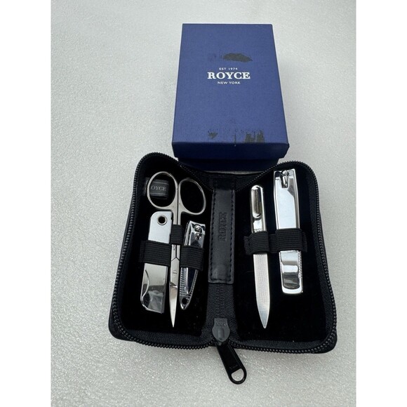 Royce Compact Manicure Grooming Kit - Picture 2 of 6